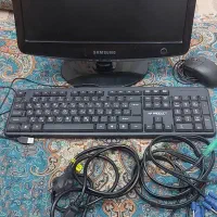 مانیتور . کیبورد  درحد نو و سالم