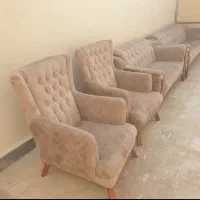 دو دست مبل سلطنتی  و مبل چستر|مبلمان خانگی و میز عسلی|بندر امام خمینی, |دیوار