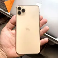 آیفون 11pro max  و گوشی ساده|موبایل|قم, انسجام|دیوار