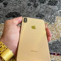ایفونXs Max