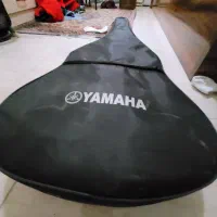 گیتار c70 در حد آکبند با کاور|گیتار، بیس، امپلیفایر|بابل, |دیوار