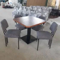صندلی و میز کافی شاپی