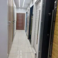 فروشنده خانم با روابط عمومی بالا