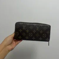 کیف پول مستر کوالیتی لویی