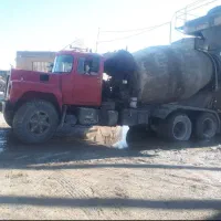 استخدام راننده میکسر داخل شهر