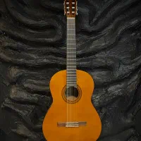 فروش گیتار یاماها c40