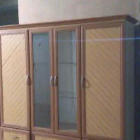 کمد همراه با کشو