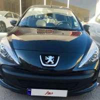 207 تیوفایو پلاس  اتومات سقف فلز 1404 مشکی عروسک