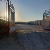 گاراژ تجاری به همراه دفتر آماده یه اجاره|اجارهٔ مغازه و غرفه|شهرضا, |دیوار