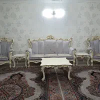 سرویس مبل سلطنتی کلاسیک نو با میز جلومبلی