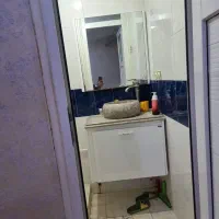 کابینت و آینه