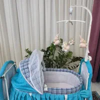 تخت و گهواره