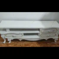 میزتلویزیون وهود روکار هر دوسالم ودرحد نو