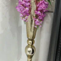 گلدان طلایی بلند با گلهای خارجی|گل مصنوعی|مشهد, کوشش|دیوار