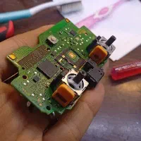 دسته PS4 + تعمیر تخصصی فروش قطعه