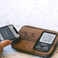 استند کیوآر کد QR