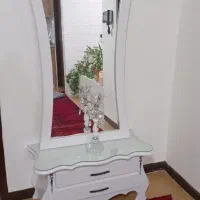 آینه و کنوسولی کشو دار