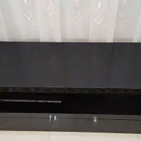 میز تلوزیون.  T V