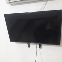 تلوزیون ال ای دی ۳۲ اینج اکسیویژن