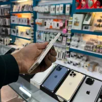 اپل iPhone 13 با حافظهٔ ۱۲۸ گیگابایت|موبایل|یزد, |دیوار