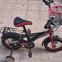 دوچرخه ۱۲ و کمکی