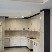 شاگرد تازه کار یا نیمه ماهر کارگاه ام دی اف