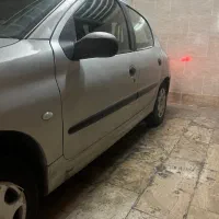 پژو ۲۰۶ مدل ۸۲ فنی سالم کولر روشن