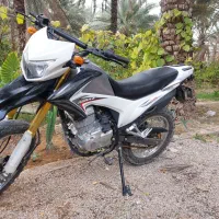 موتر تریل ۲۰۰پرواز