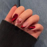 کاشت ناخن درجشنواره تخفیفی
