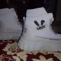 کفش|کیف، کفش، کمربند|رباط‌کریم, نصیرشهر|دیوار