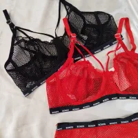 لباس زیر|لباس|قم, آذر (نکویی)|دیوار