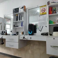 لوازم آرایشگاه مردانه صندلی سرشور آینه آبگرمکن