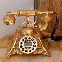 اجیل خوری و تلفن برنجی