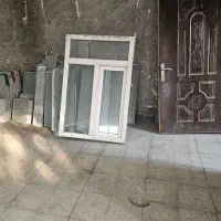 تعدادی و پنجره پی‌وی‌سی با شیشه‌