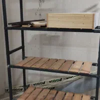 6عدد قفسه ی نو (عرض ۱متر و ارتفاع ۲متر،۵طبقه)