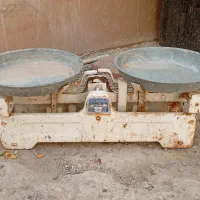 ترازو قدیمی