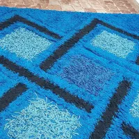 فرش ۴ متری سالم وبدون پارگی وسوختگی|فرش|رشت, فرزانه|دیوار