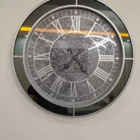 ساعت دیواری