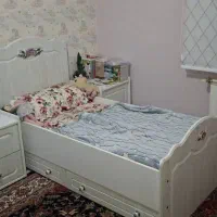 تخت و کمد و پاتختی کودک