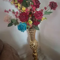 گل و گلدان