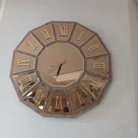 ساعت دیواری