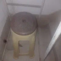 چهار پایه  فلزی|صندلی و نیمکت|گرمسار, |دیوار