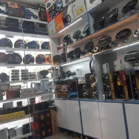 ب یک نصاب سیستم و دودی ماشین نیازمدیم