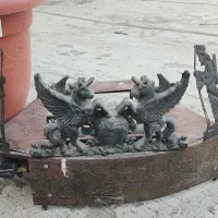 شومینه به همراه لوازم اضافه