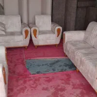 مبل و جلو مبلی رنگ بندی دارد|مبلمان خانگی و میز عسلی|کاشمر, |دیوار