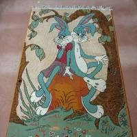 قالیچه مینیمال با طرح خرگوش