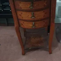 میز تلفن در حد نو