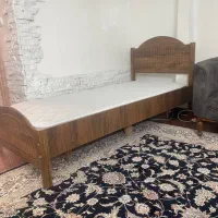 تخت یک نفر همراه با تشک و‌کفی کاملا نو|تخت و سرویس خواب|تهران, کیانشهر|دیوار