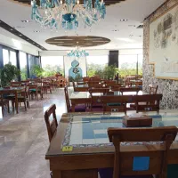 سالن کار کارگر ساده رستوران شوش