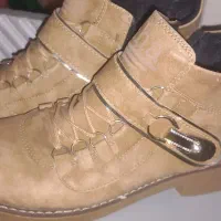 نیم بوت سایز 40 در حد نو